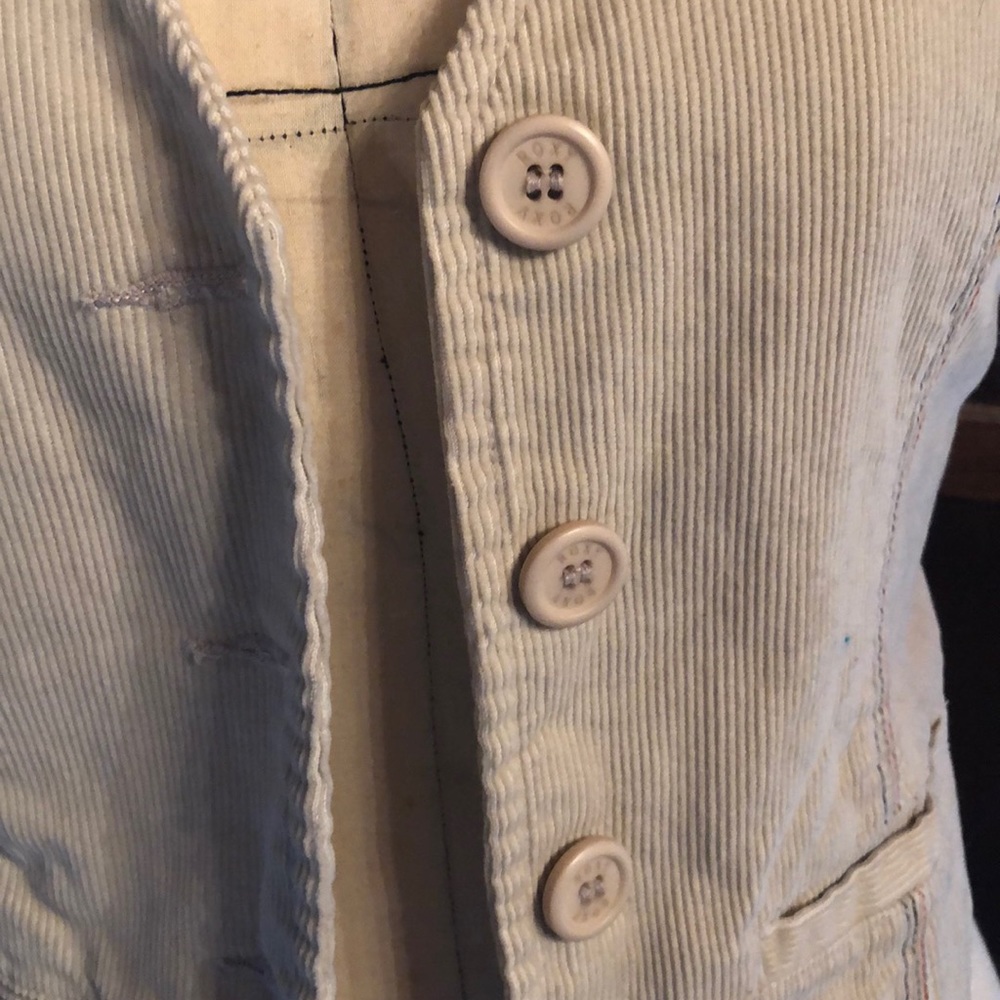 Vest - Picture 3 of 5